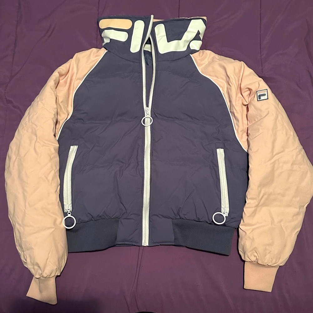 Fila puffer jacket women’s size Large zip up pink and blue
